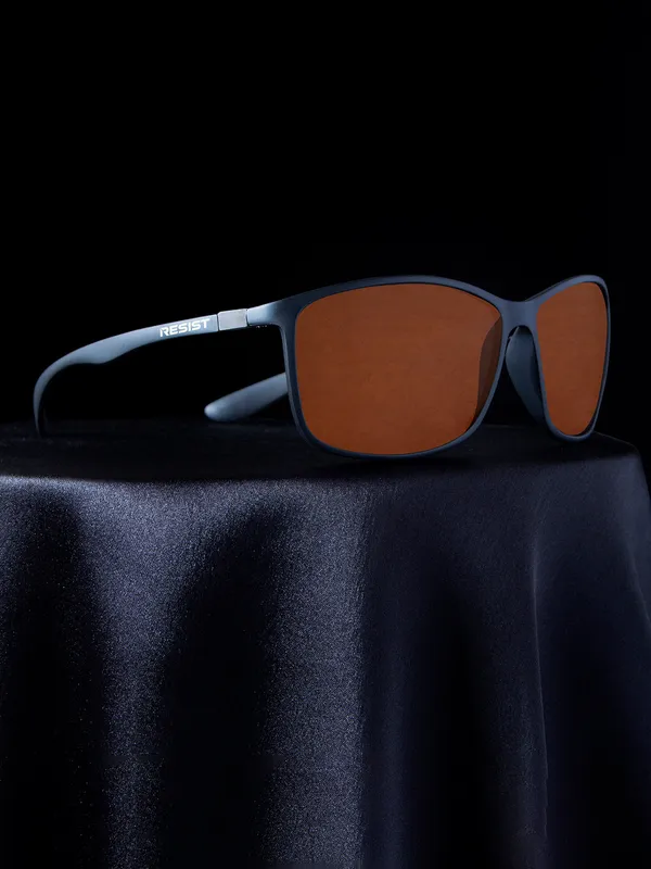Polarized_and_UV_Protected_Black_Brown_Sports_Sunglasses_for_Men_and_Women