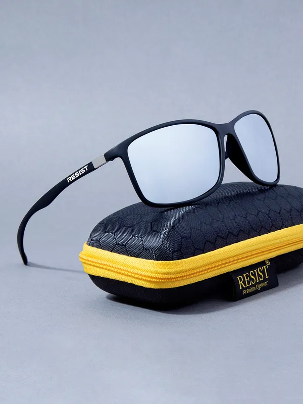 Polarized_and_UV_Protected_Black_Silver_Sports_Sunglasses_for_Men_and_Women