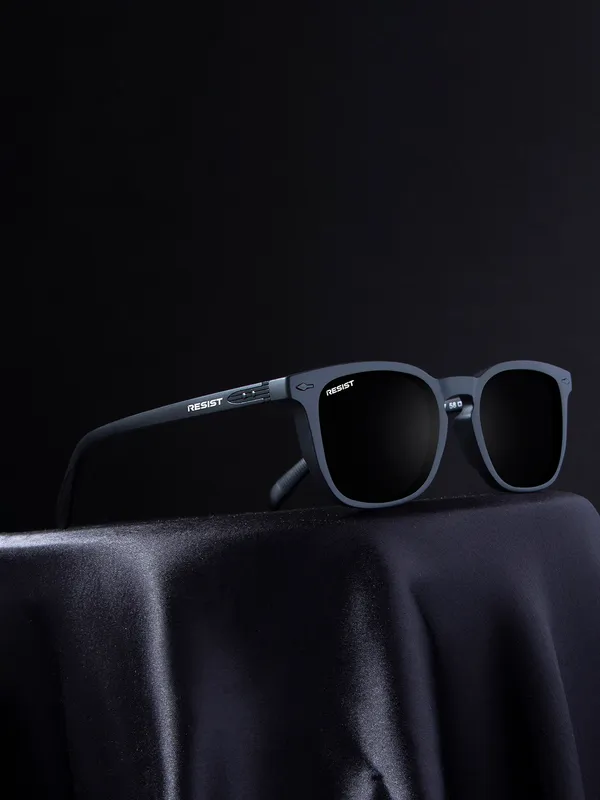 UV_Protected_Black_Wayfarer_Sunglasses_For_Men_&_Women