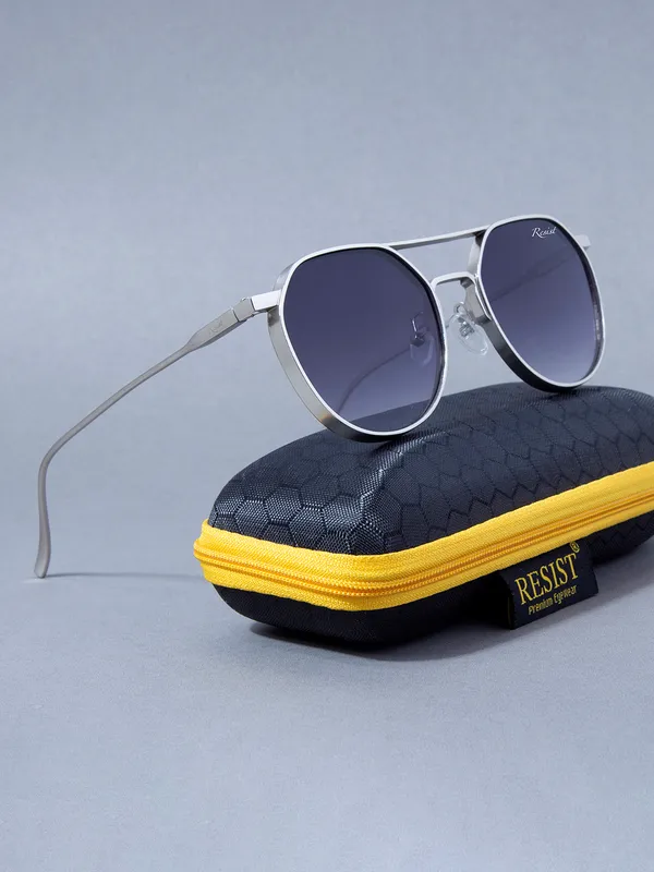 UV_Protected_Silver_Black_Gradient_Round_Sunglasses_For_Men_&_Women