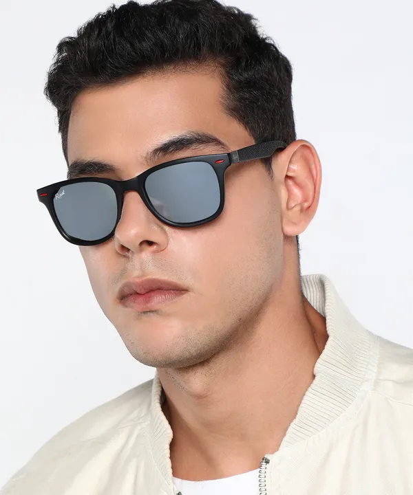 UV_Protected_Black_Silver_Reflector_Wayfarer_Sunglasses_for_Men_and_Women