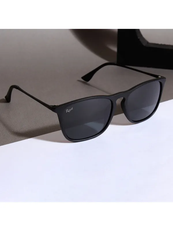 UV_Protected_Black_Wayfarer_Sunglasses_For_Men_&_Women