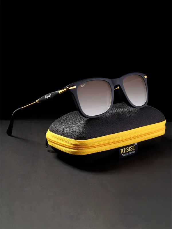 UV_Protected_Black_Wayfarer_Sunglasses_For_Men_&_Women