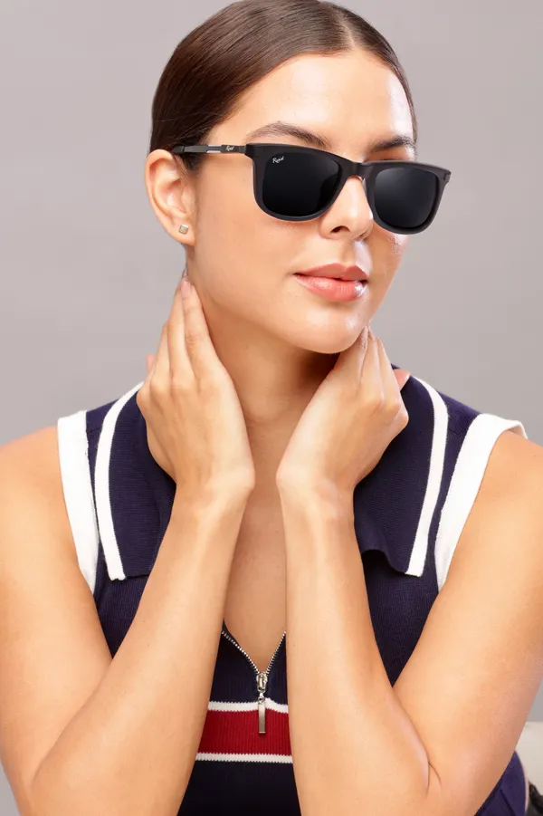 UV_Protected_Black_Wayfarer_Sunglasses_For_Men_&_Women