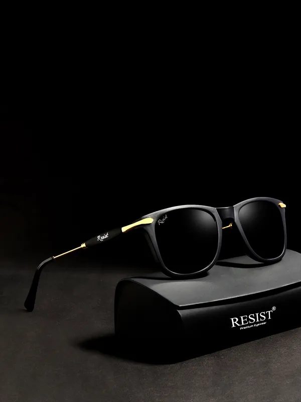 UV_Protected_Black_Wayfarer_Sunglasses_For_Men_&_Women