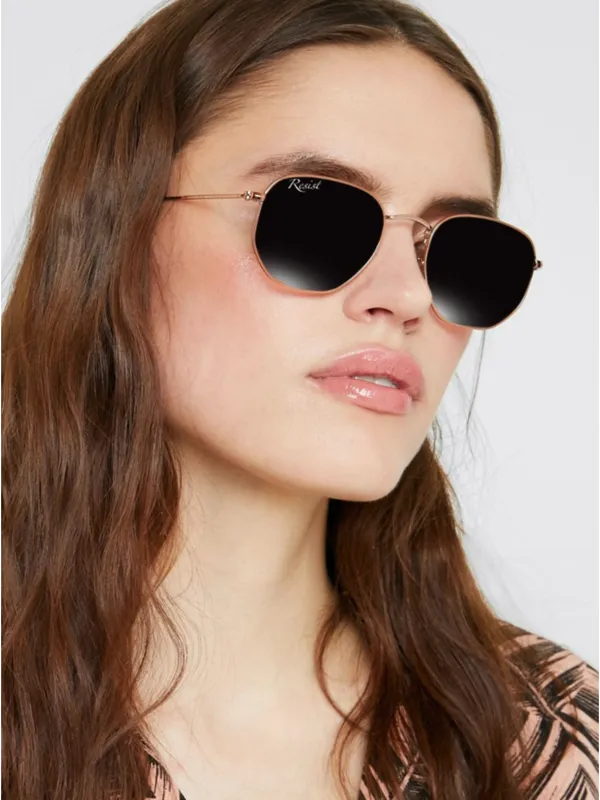 UV_Protected_Gold_Black_Round_Sunglasses_For_Men_&_Women