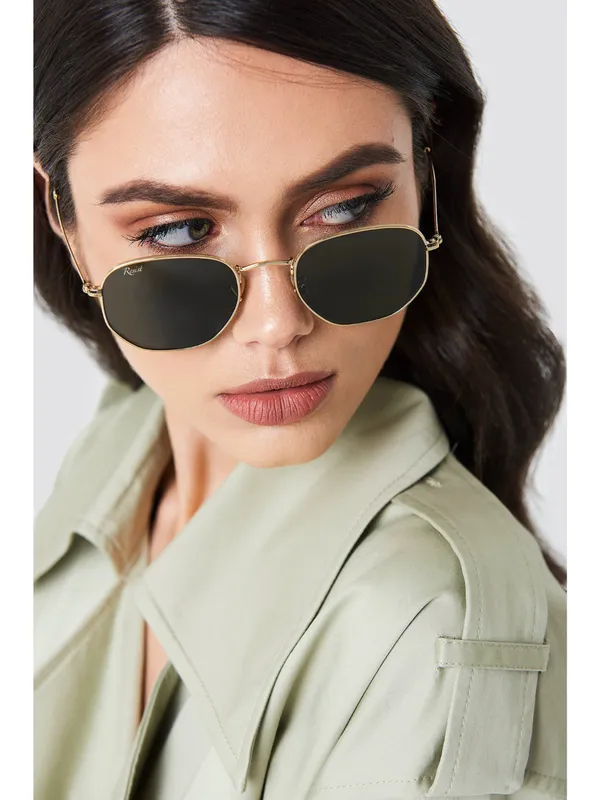 UV_Protected_Gold_Black_Round_Sunglasses_For_Men_&_Women