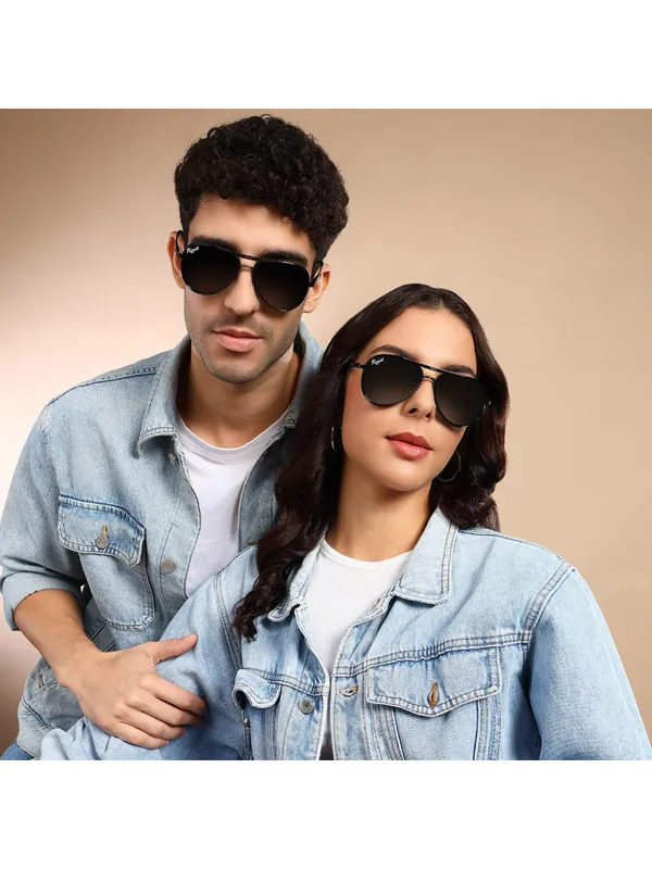 UV_Protected_Black_Wayfarer_Sunglasses_For_Men_&_Women