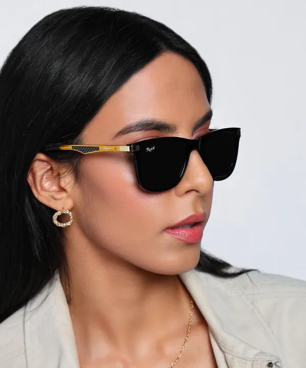 UV_Protected_Gold_Black_Wayfarer_Sunglasses_For_Men_&_Women