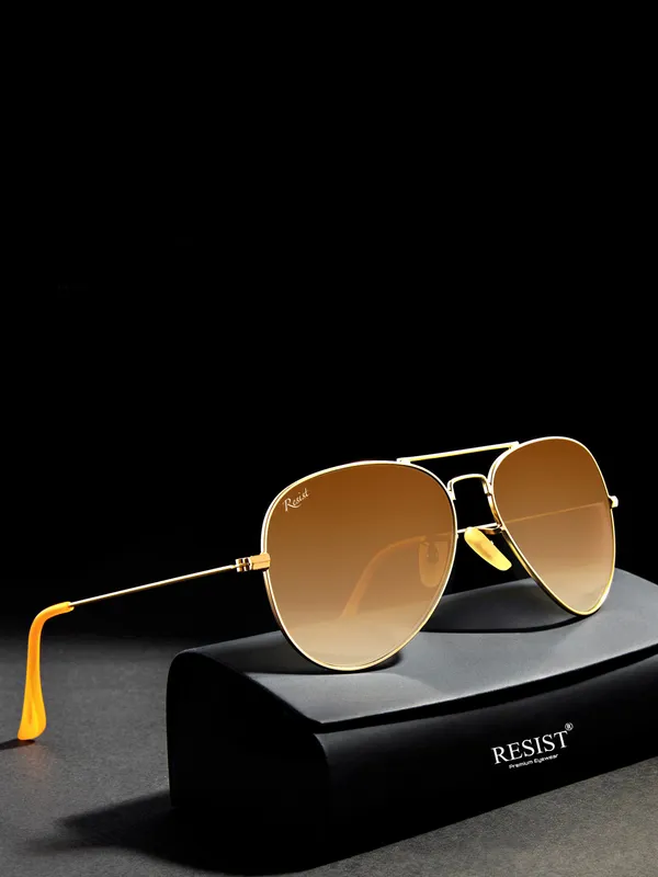 UV_Protected_Gold_Brown_Gradient_Aviator_Sunglasses_for_Men_and_Women
