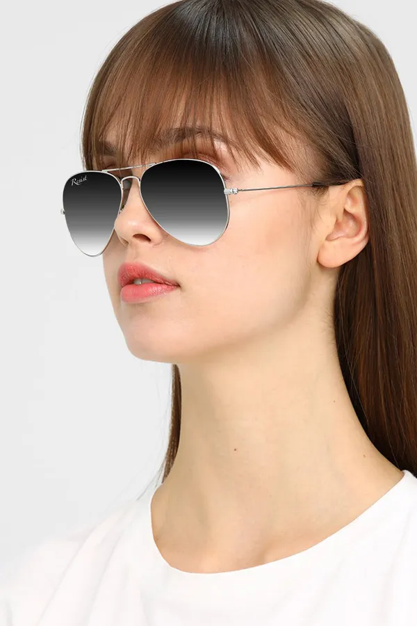 UV_Protected_Silver_Black_Gradient_Aviator_Sunglasses_for_Men_and_Women