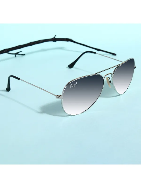UV_Protected_Silver_Black_Gradient_Aviator_Sunglasses_for_Men_and_Women