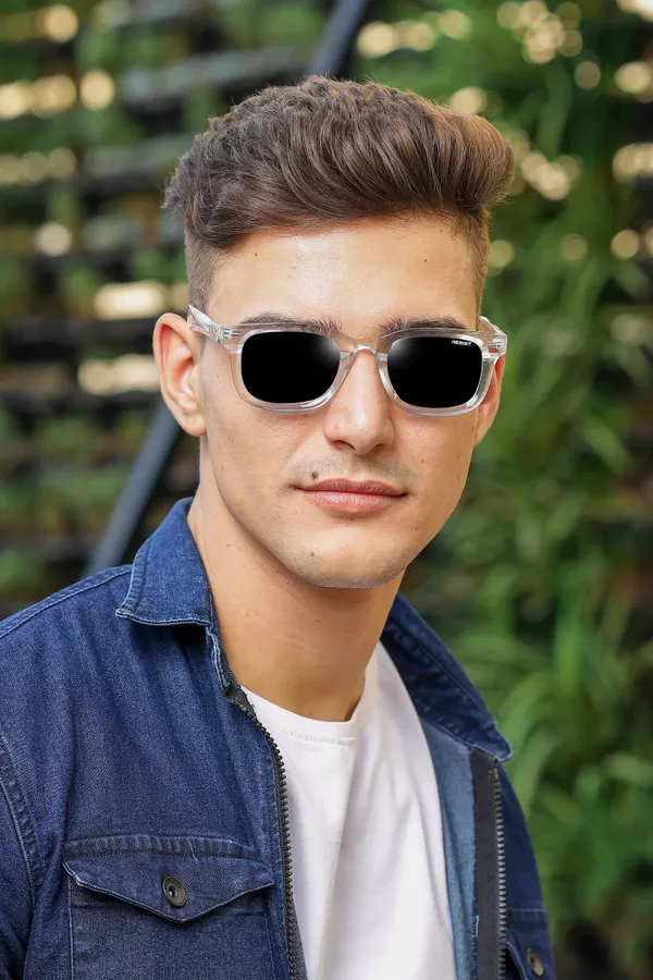 UV_Protected_White_Black_Wayfarer_Sunglasses_For_Men_&_Women