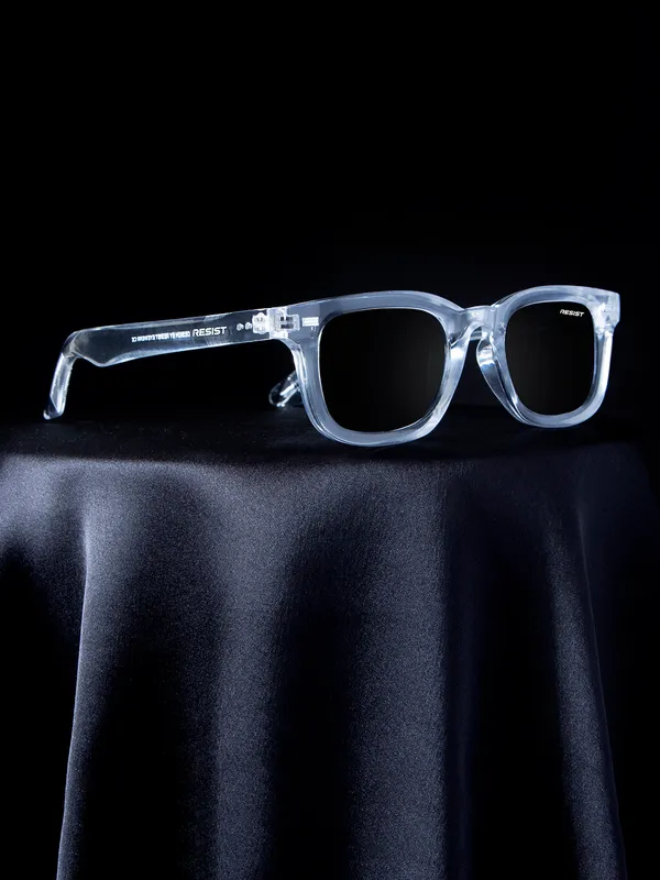 UV_Protected_White_Black_Wayfarer_Sunglasses_For_Men_&_Women