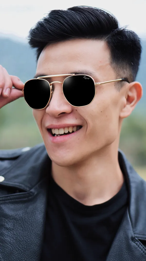 UV_Protected_Gold_Black_Hexagonal_Sunglasses_For_Men_&_Women