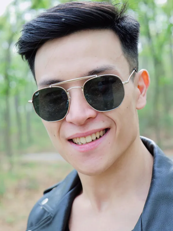 UV_Protected_Silver_Black_Hexagonal_Sunglasses_For_Men_&_Women