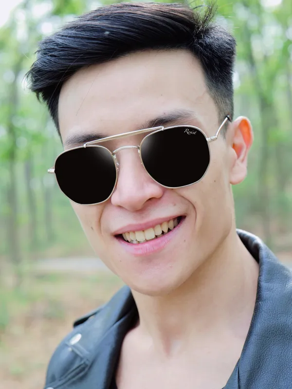 UV_Protected_Silver_Black_Hexagonal_Sunglasses_For_Men_&_Women