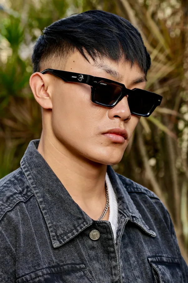 UV_Protected_Black_Wayfarer_Sunglasses_For_Men_&_Women