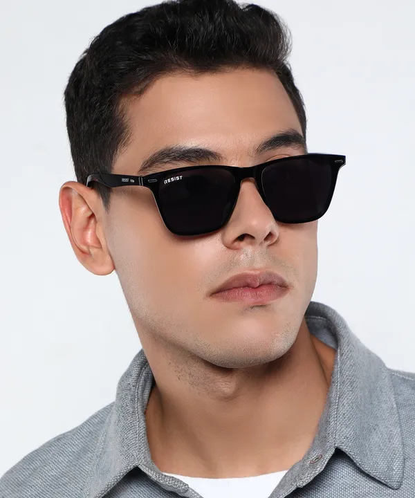 UV_Protected_Black_Wayfarer_Sunglasses_For_Men_&_Women