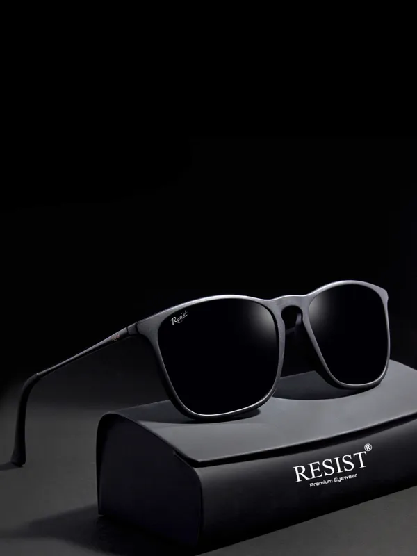 UV_Protected_Black_Wayfarer_Sunglasses_For_Men_&_Women