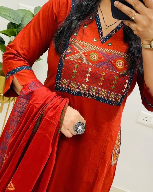 Orange_Embroidered_Cotton_Kurti_Pant_with_Dupatta_Suit_Set_Princess_Cut