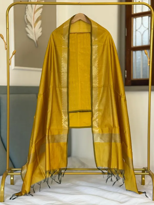 Gold_Katan_Silk_Zari_Stripe_Banarasi_Suit_with_Zari_Border_Stripe_Dupatta_600SKL_KST2