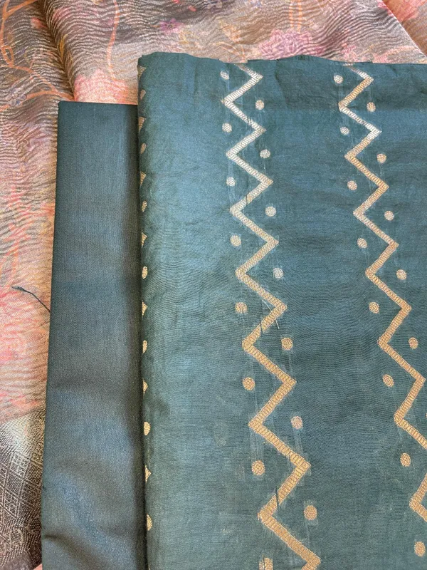 Dark_Green_Pure_Mercerise_Cotton_Zig-Zag_Zari_with_Crush_Tissue_Print_Dupatta_Suit_Set_11SKL_MC4