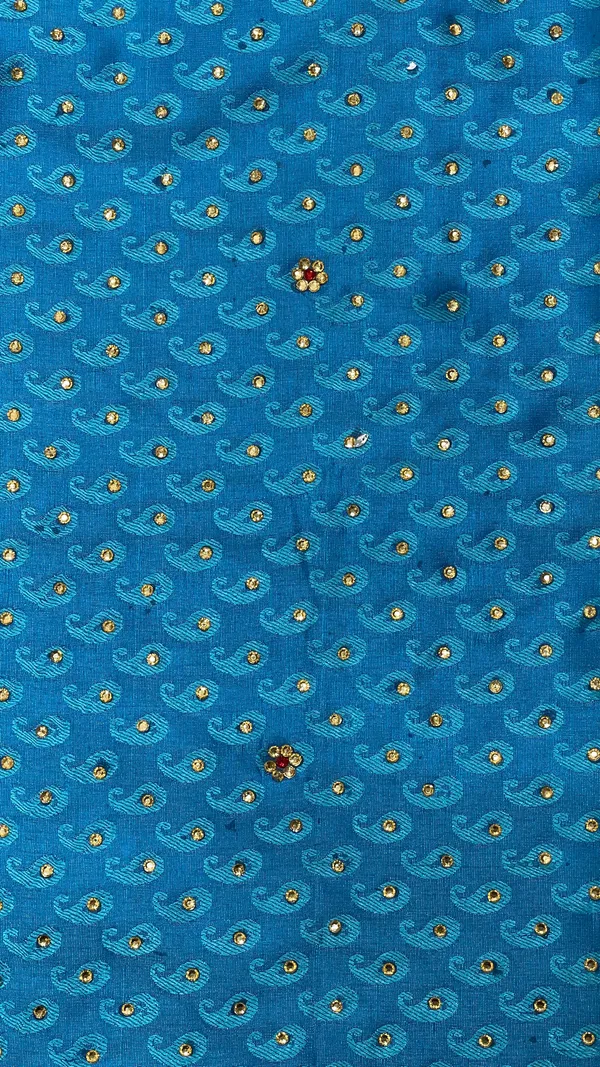 Humairah_Presents_Turqouise_Blue_Tanchoi_Silk_Low_Stone_Work_with_Contrast_Purple_Pallu_Zari_Border_Saree_and_Blue_Blouse
