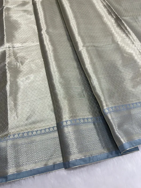 Light_Brown_Cotton_Floral_Water_Zari_Booti_Banarasi_Saree_JVC_12