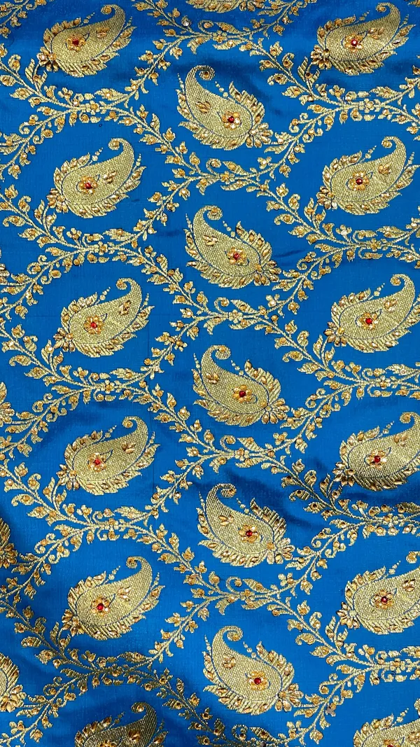 Humairah_Presents_Turqouise_Blue_Satin_Silk_Floral_Paisley_Zari_Jaal_Low_Stone_Work_Banarasi_Saree_with_Paisley_Boota_Pallu_and_Blue_Blouse