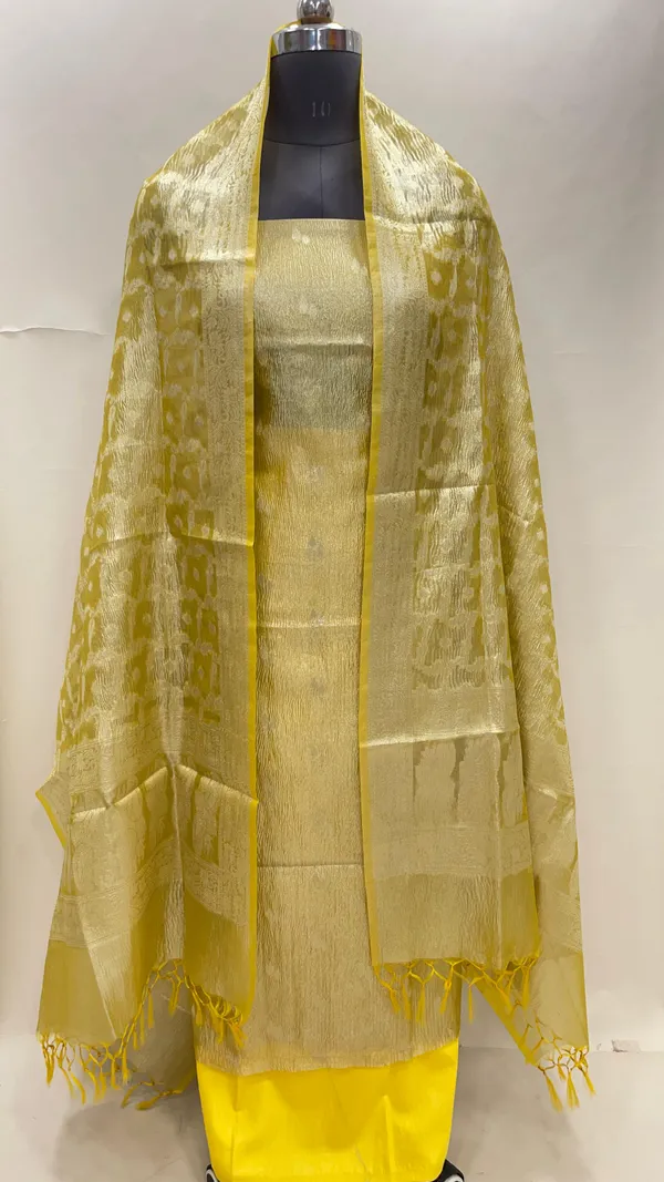 Humairah_Yellow_Crush_Tissue_Floral_Zari_Booti_3_pcs_Suit_Set_with_Plain_Bottom_and_Floral_Zari_Checkered_Booti_Yellow_Dupatta