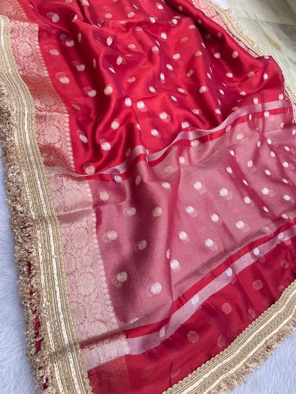 Red_Glass_Tissue_Silk_Zari_Booti_with_Lace_work_Border_Banarasi_Saree_BFS_GT2
