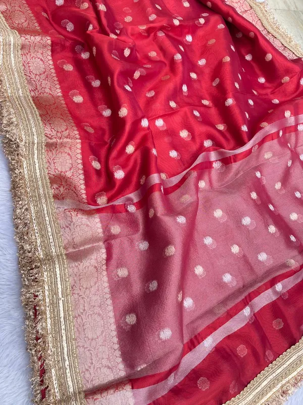 Red_Glass_Tissue_Silk_Zari_Booti_with_Lace_work_Border_Banarasi_Saree_BFS_GT2