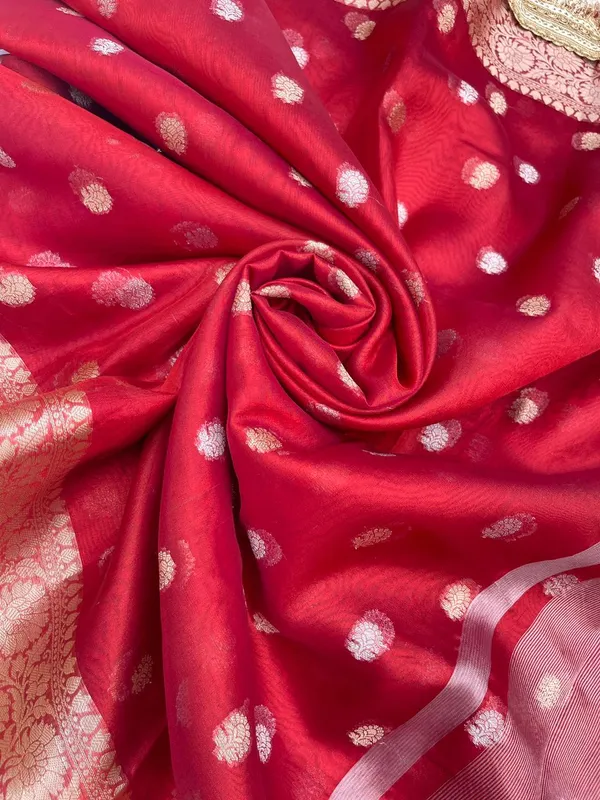 Red_Glass_Tissue_Silk_Zari_Booti_with_Lace_work_Border_Banarasi_Saree_BFS_GT2