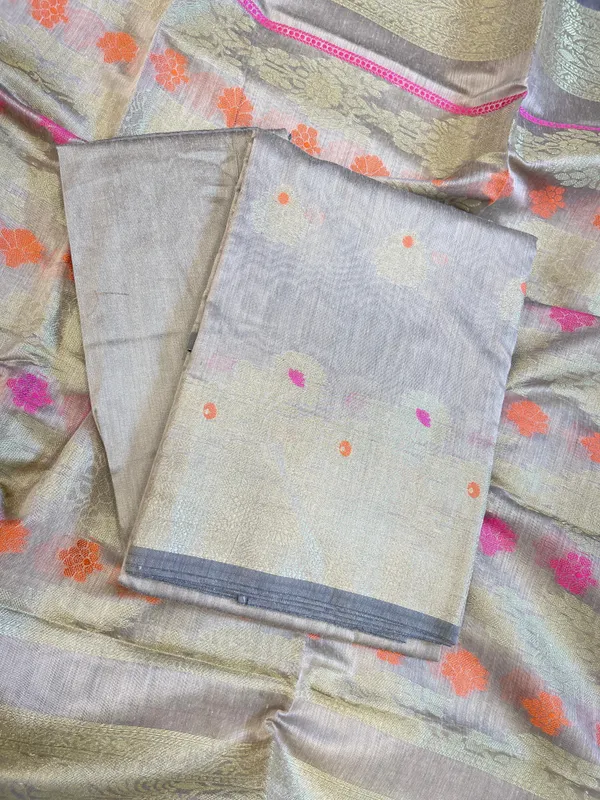 Mauve_Cotton_Floral_Resham_Mina_Zari_Booti_Banarasi_Suit_with_Stripe_Resham_Zari_Dupatta_600SKL_CTN4