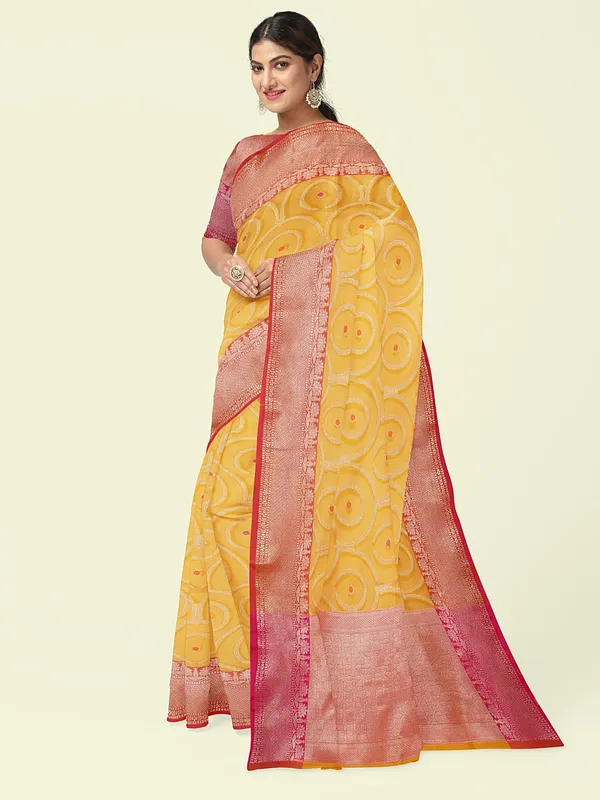 Yellow_Cotton_Blend_Banarasi_Sarees_For_Women_GEHKR_30