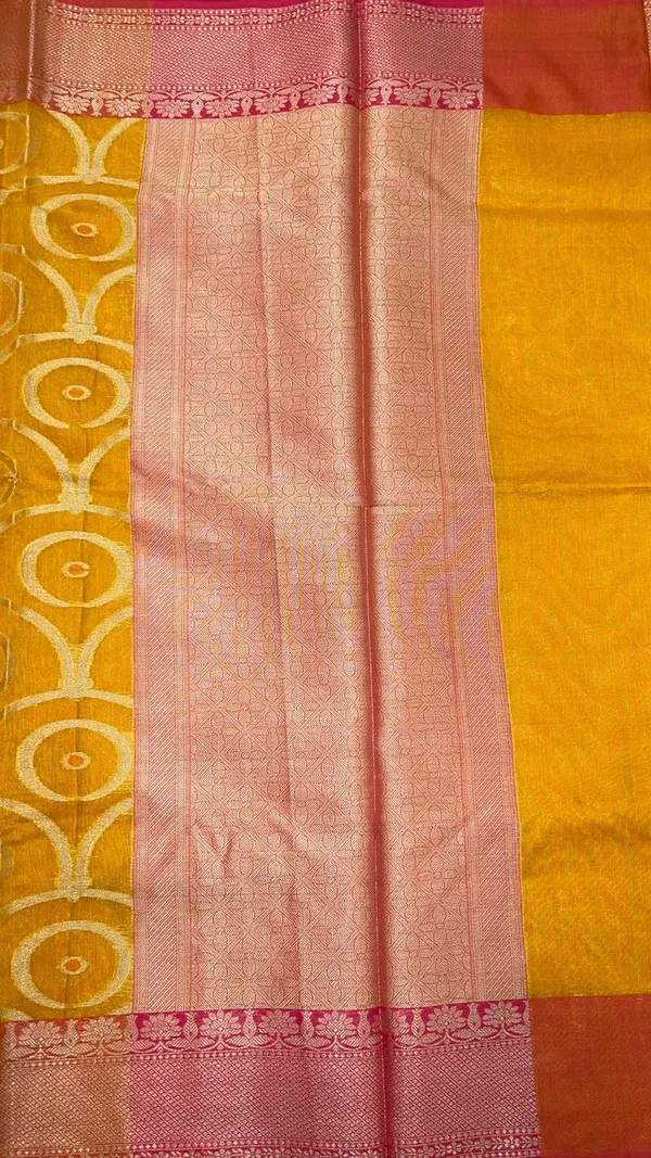Yellow_Cotton_Blend_Banarasi_Sarees_For_Women_GEHKR_30