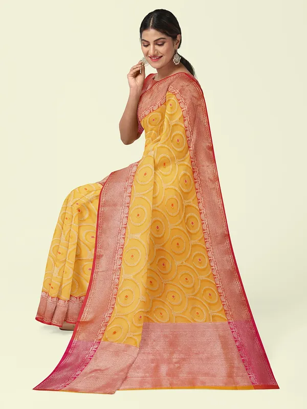 Yellow_Cotton_Blend_Banarasi_Sarees_For_Women_GEHKR_30