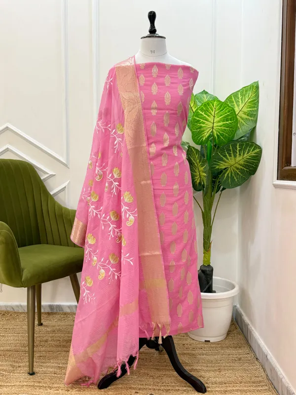 Pink_Kota_Check_Floral_Zari_Booti_Banarasi_Suit_with_Floral_Jaal_Embroidery_Dupatta_130PNJ_KC1