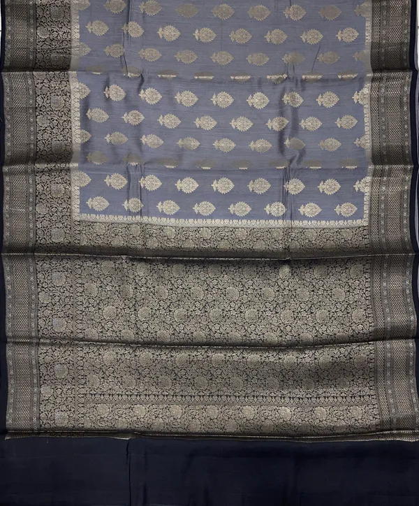 Humairah_Pure_Handloom_Grey_Munga_Silk_Floral_Gold_Zari_Booti_with_Contrast_Black_Floral_Jaal_Skirt_Dual_Shade_Mina_Zari_Border_with_Black_Blouse
