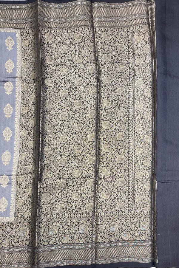 Humairah_Pure_Handloom_Grey_Munga_Silk_Floral_Gold_Zari_Booti_with_Contrast_Black_Floral_Jaal_Skirt_Dual_Shade_Mina_Zari_Border_with_Black_Blouse