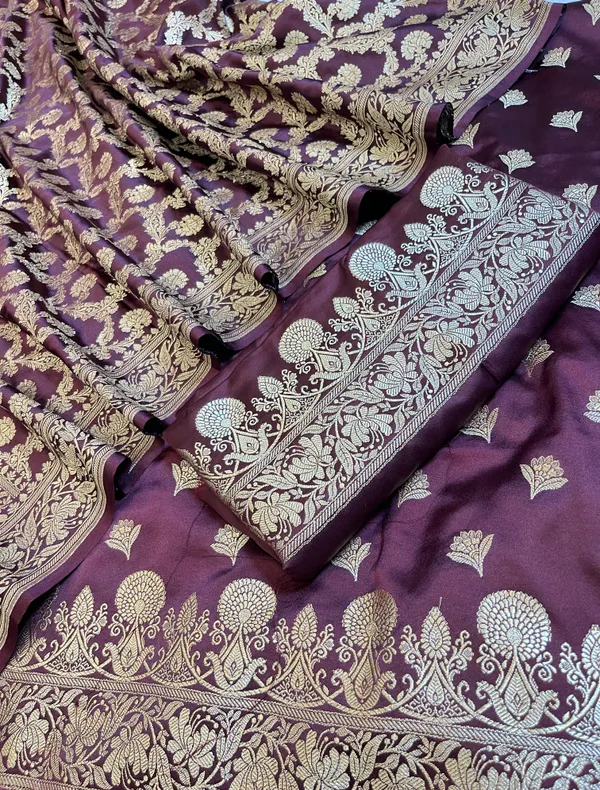 Wine_Premium_Handloom_Mashru_Silk_Plain_Floral_Zari_Dyable_Booti_Banarasi_Suit_30AJ_MSR25