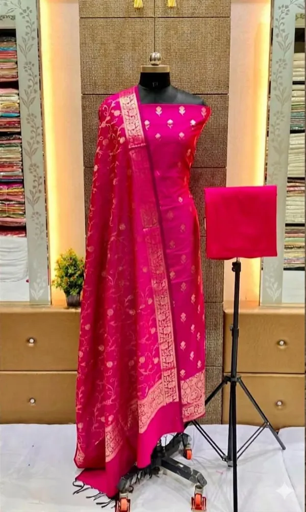 Magenta_Katan_Silk_Floral_Zari_Booti_Daman_Banarasi_Suit_with_Alfi_Zari_Jaal_Dupatta_800SKL_KSD27