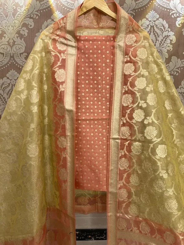 Peach_Tissue_silk_Chunri_Booti_weaved_Banarasi_Suit_with_Floral_Zari_Jaal_Dual_Shade_Dyed_Dupatta_1550ASG_TS4
