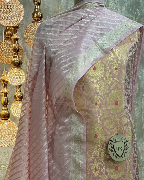 Pink_Katan_Silk_Brocade_Kimkhab_Mina_Boota_Banarasi_Suit_1250SKL_KB11