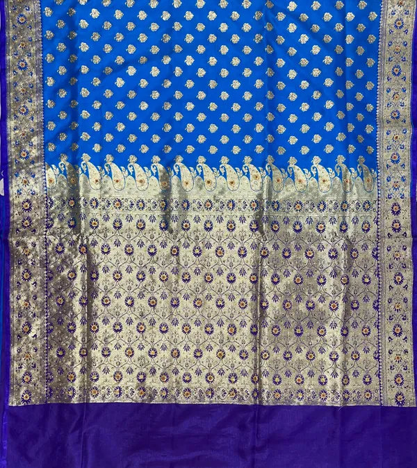 Humairah_Presents_Turqouise_Blue_Satin_Silk_Floral_Zari_Booti_Low_Stone_Work_Banarasi_Saree_with_Contrast_Blue_Pallu_and_Blue_Blouse
