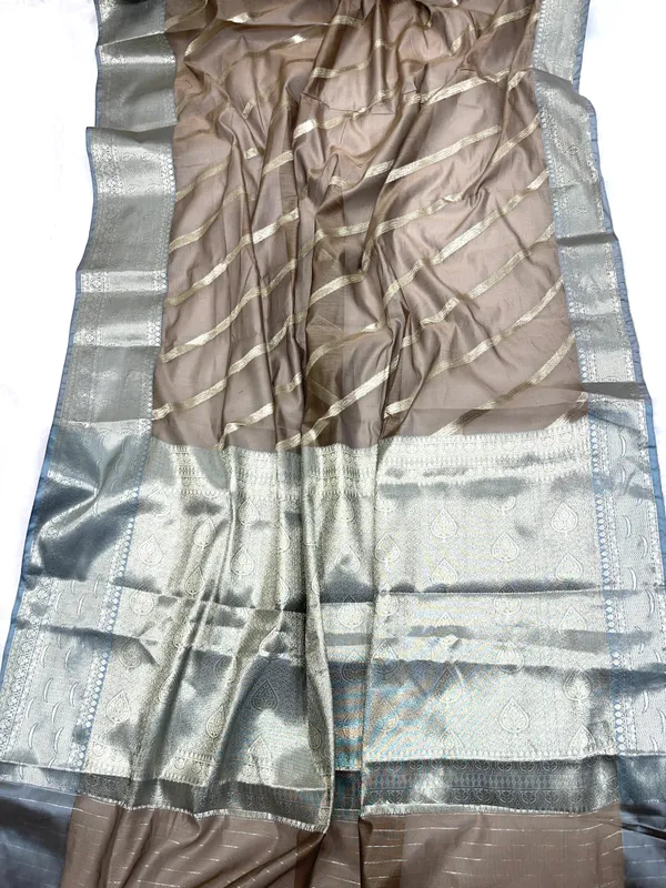Light_Brown_Cotton_Water_Zari_Stripe_Banarasi_Saree_JVC_19