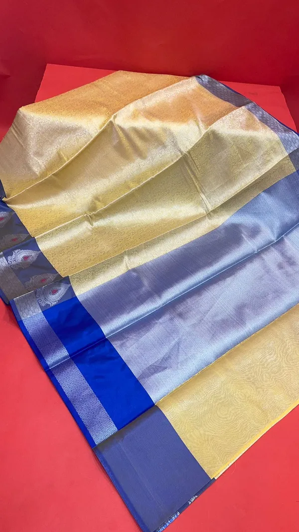 Gold_Kanjeevaram_Banarasi_Sarees_For_Women_GEMA16