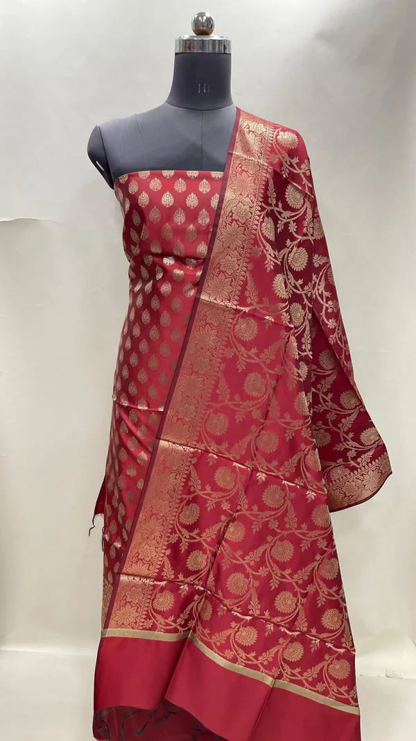 Humairah_Maroon_Art_Silk_Floral_Zari_Boota_Skirt_Border_3_pcs_Suit_set_with_Plain_Bottom_and_Tilfi_Floral_Zari_Jaal_Maroon_Dupatta