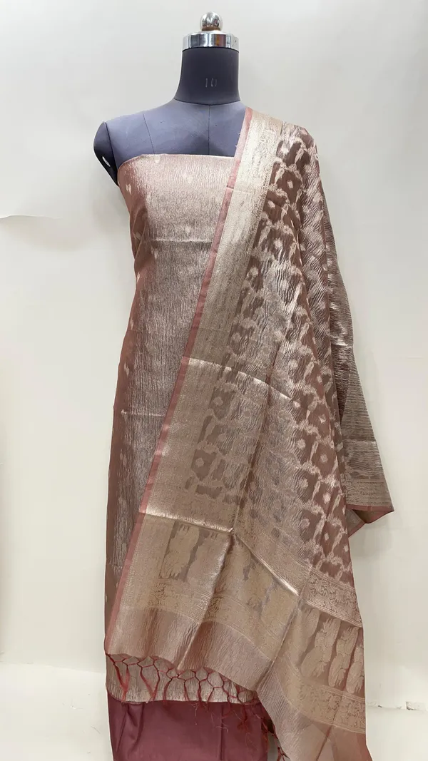 Humairah_Brown_Crush_Tissue_Floral_Zari_Booti_3_pcs_Suit_Set_with_Plain_Bottom_and_Floral_Zari_Checkered_Booti_Brown_Dupatta